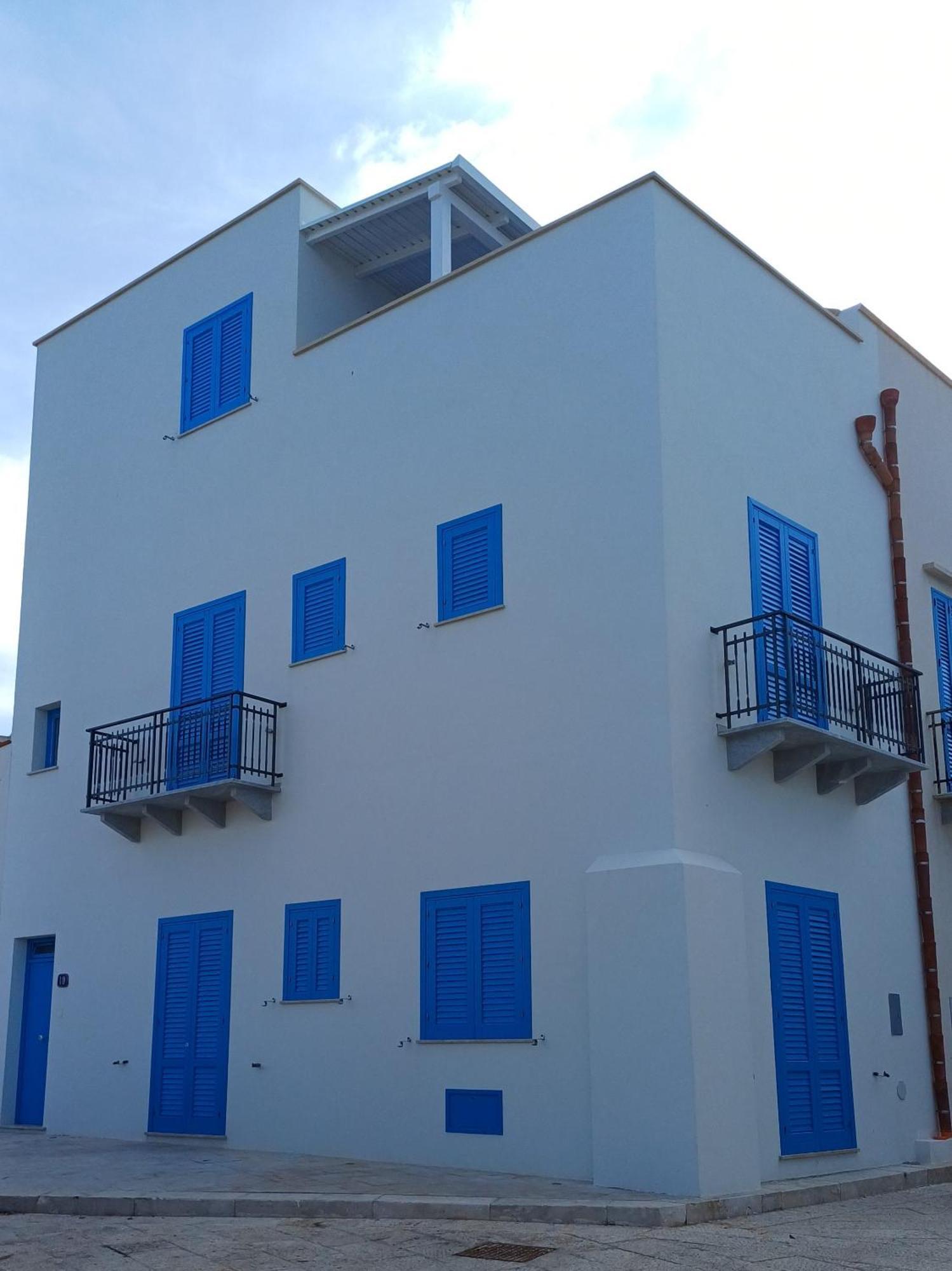 The Twins Rooms In Marettimo 2 Exterior photo
